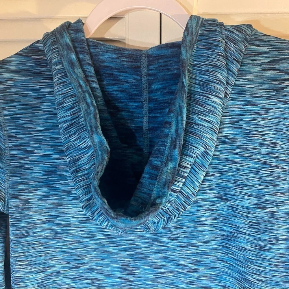 Tangerine Teal Hoodie, Size M, Kangaroo Pocket, Lined, Polyester/Spandex